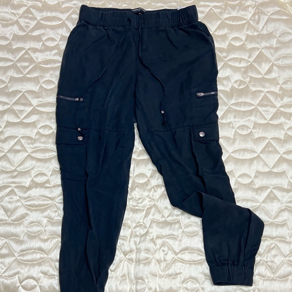 Banana Republic Black Cargo Pants Women’s Size XS Bottoms Elastic Waist